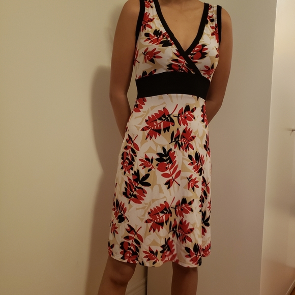 George dress - Picture 1 of 3